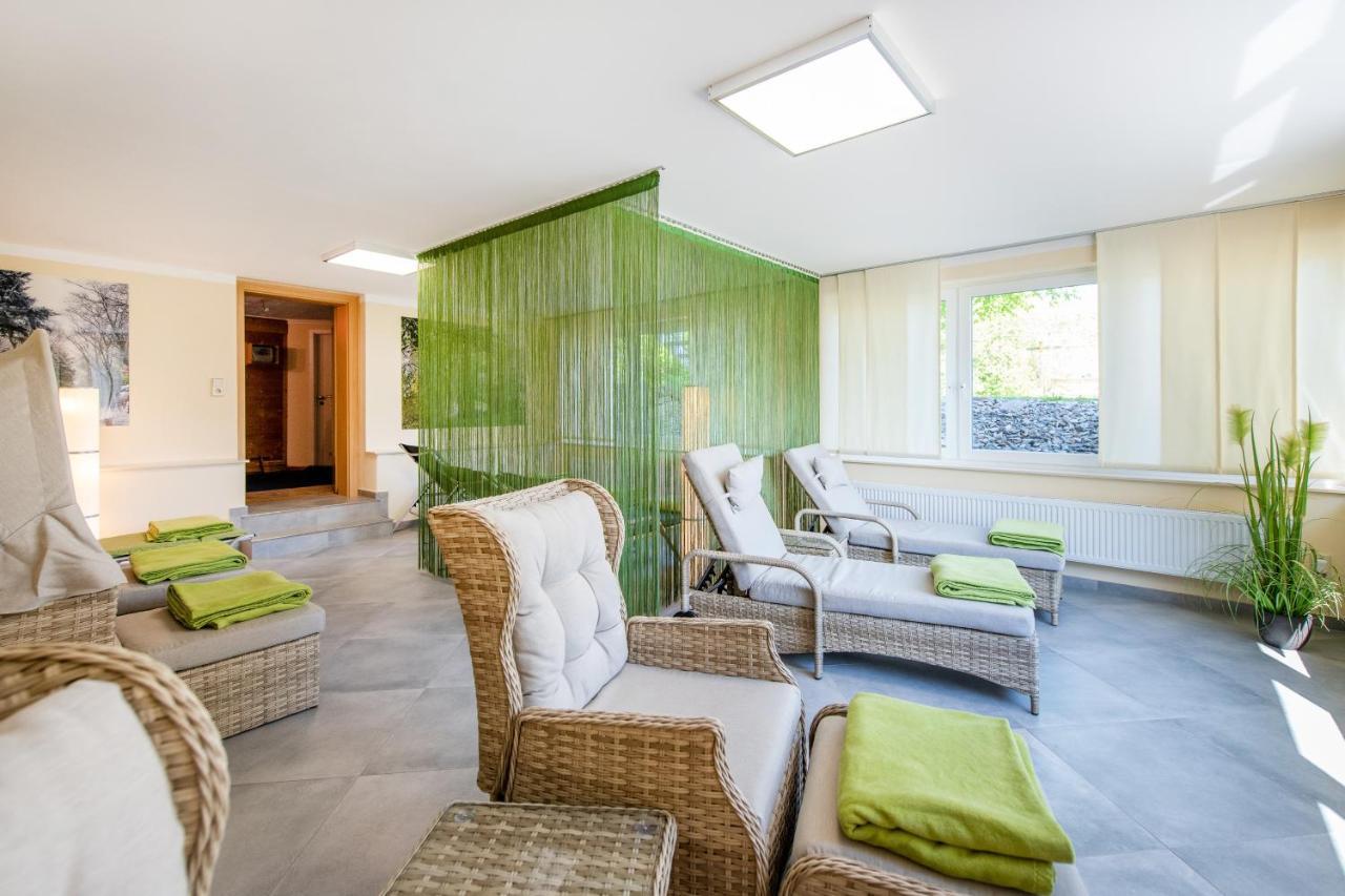 Waldesblick, Hotel-Restaurant Lahr  Bagian luar foto