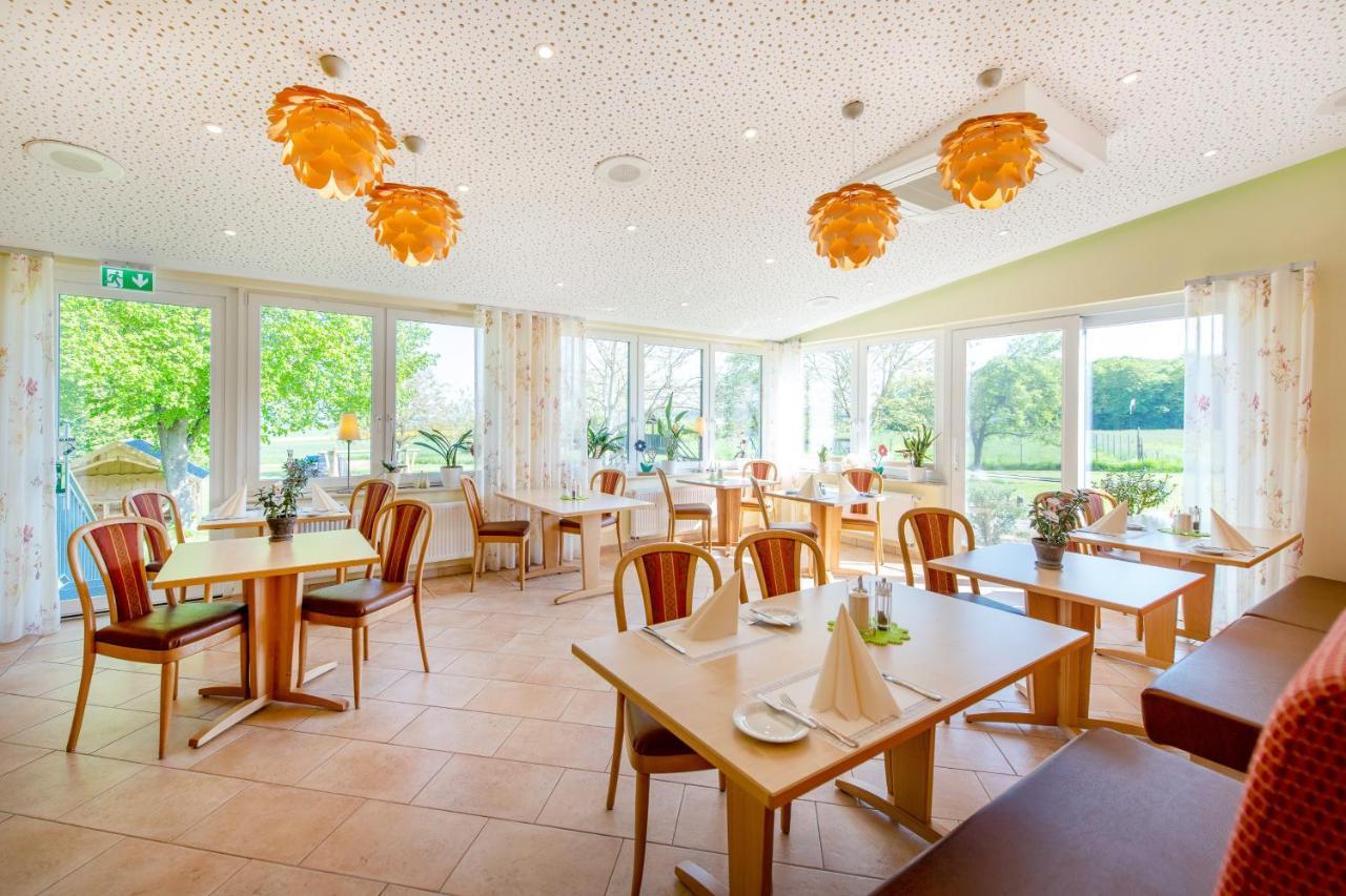 Waldesblick, Hotel-Restaurant Lahr  Bagian luar foto
