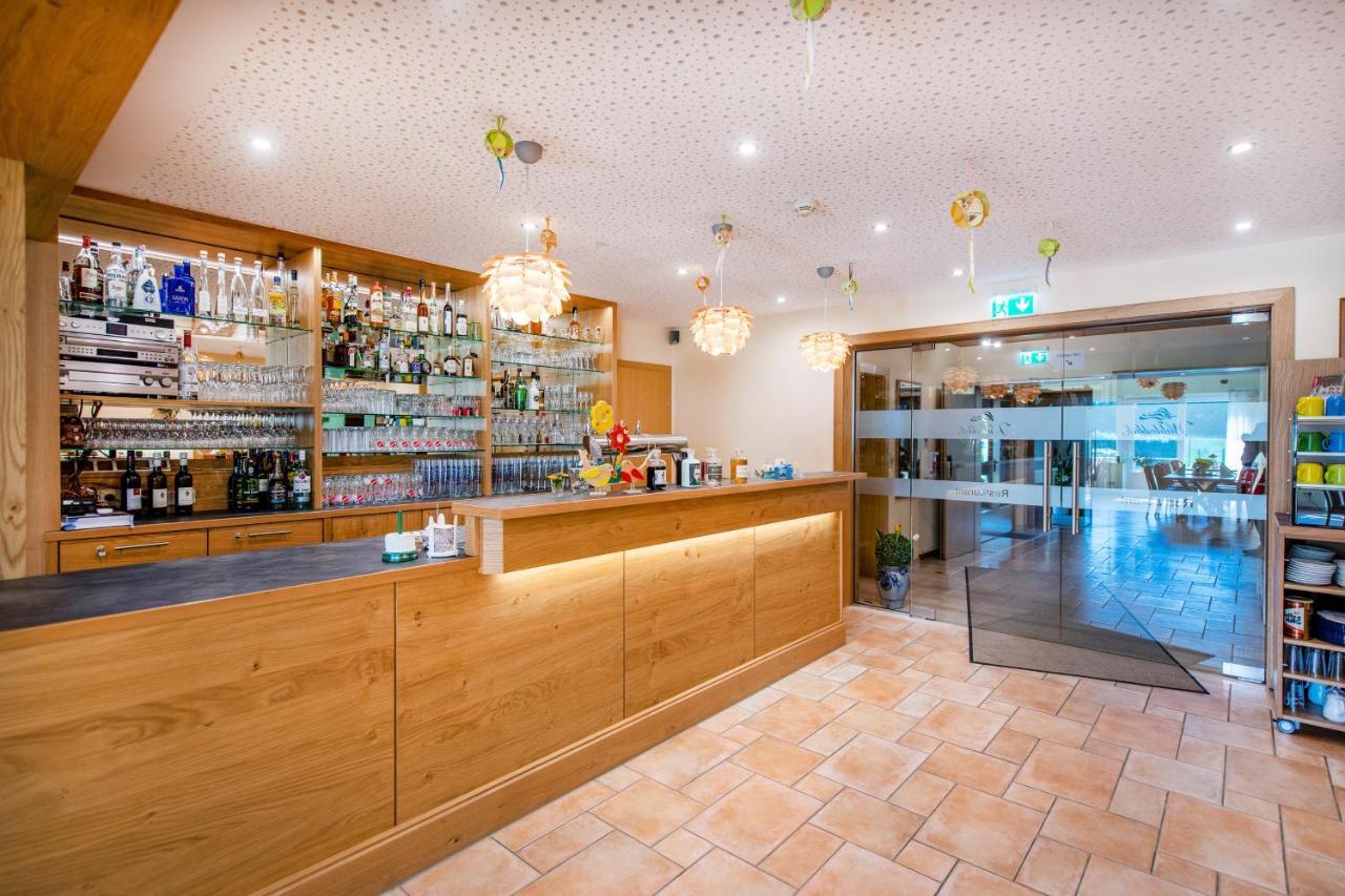 Waldesblick, Hotel-Restaurant Lahr  Bagian luar foto