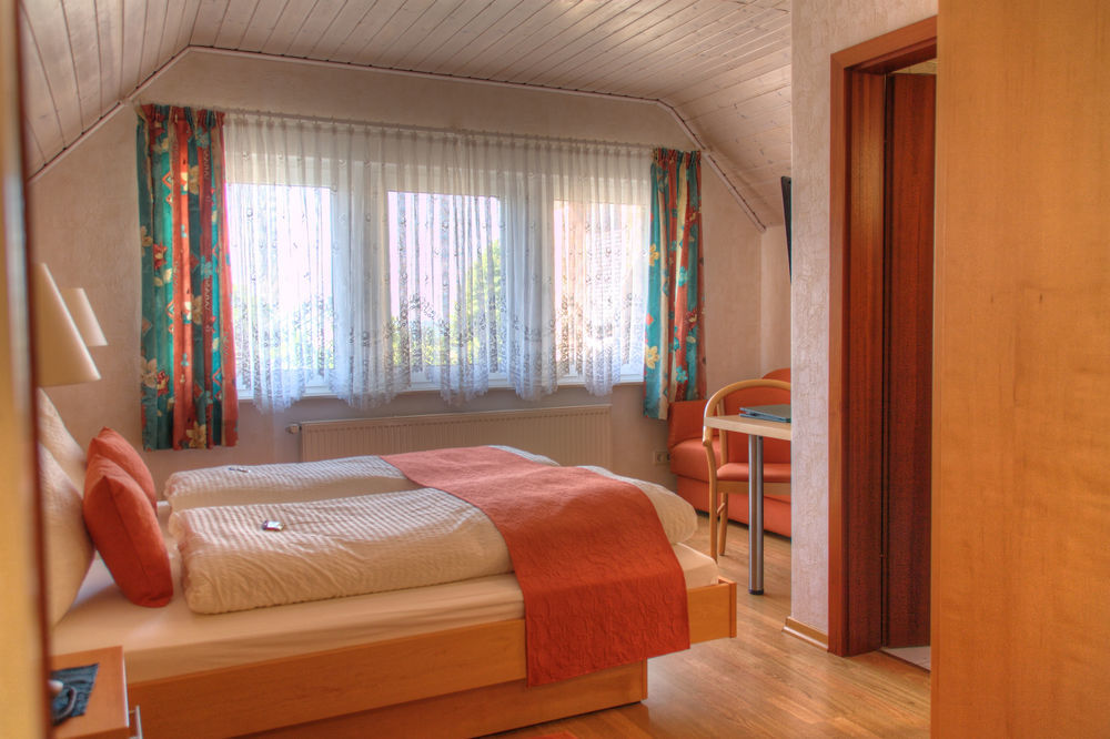 Waldesblick, Hotel-Restaurant Lahr  Bagian luar foto